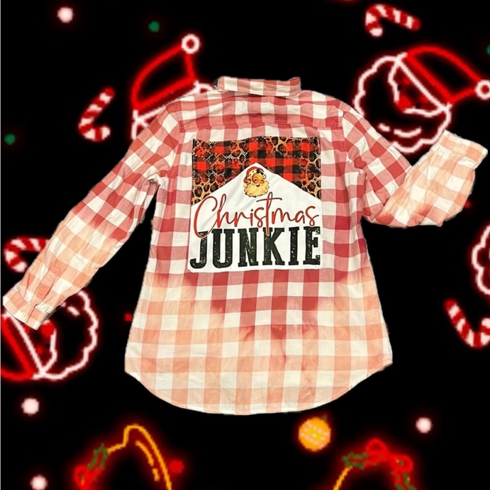 Upcycle flannel xmas bleach button shirt - Picture 1 of 7